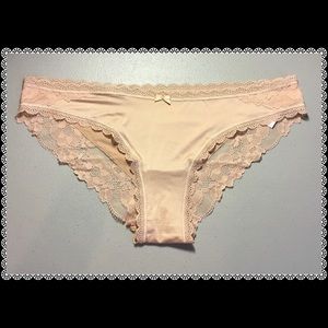 ❤️VS Cheekini Panty❤️